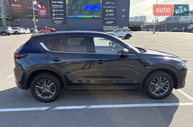 Позашляховик / Кросовер Mazda CX-5 2020 в 