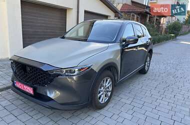 Позашляховик / Кросовер Mazda CX-5 2022 в 