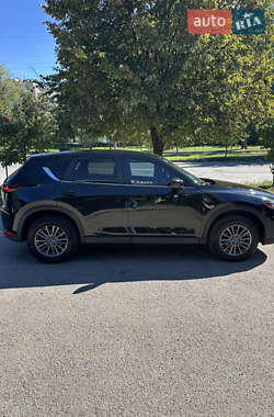 Позашляховик / Кросовер Mazda CX-5 2020 в 