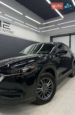 Позашляховик / Кросовер Mazda CX-5 2020 в 
