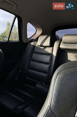 Внедорожник / Кроссовер Mazda CX-5 2015 в 