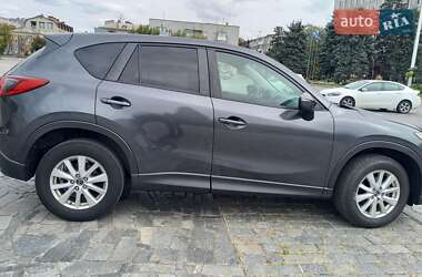 Позашляховик / Кросовер Mazda CX-5 2016 в 