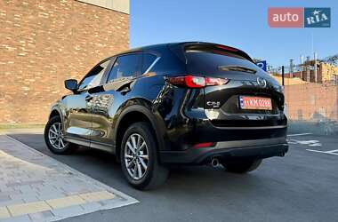 Позашляховик / Кросовер Mazda CX-5 2022 в 