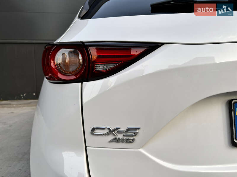 Внедорожник / Кроссовер Mazda CX-5 2017 в Киеве