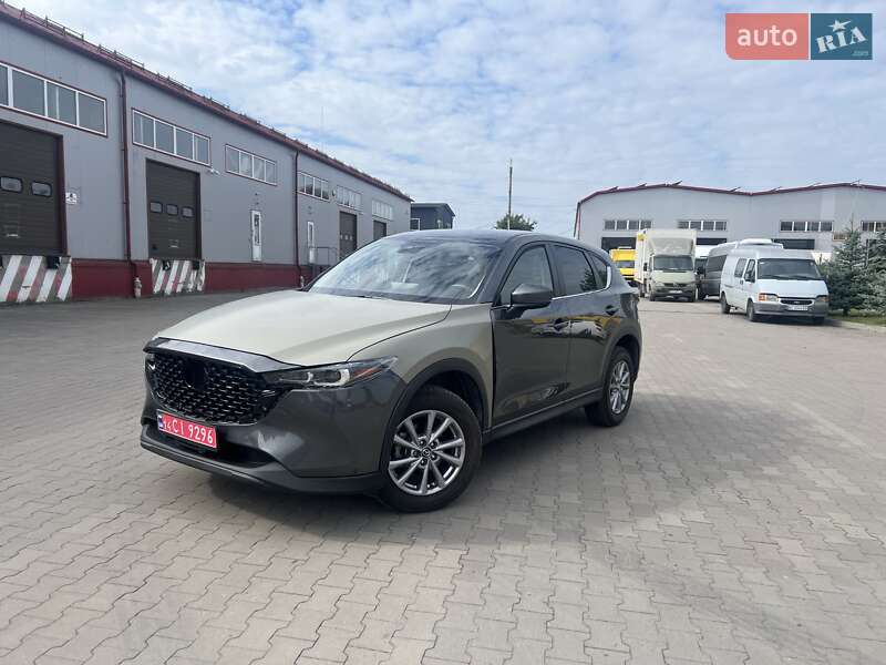 Позашляховик / Кросовер Mazda CX-5 2022 в 