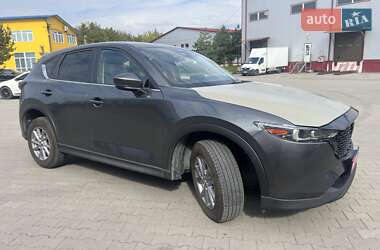 Позашляховик / Кросовер Mazda CX-5 2022 в 