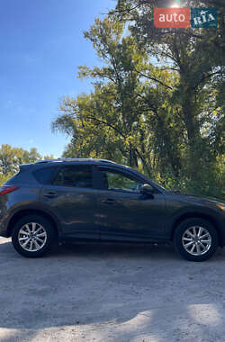 Позашляховик / Кросовер Mazda CX-5 2013 в 