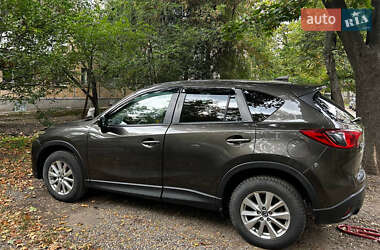 Позашляховик / Кросовер Mazda CX-5 2015 в 