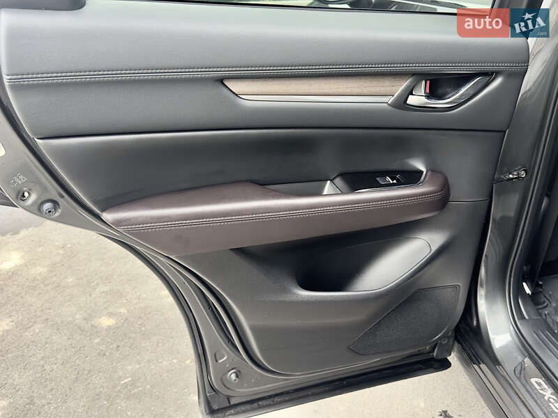 Внедорожник / Кроссовер Mazda CX-5 2019 в Киеве