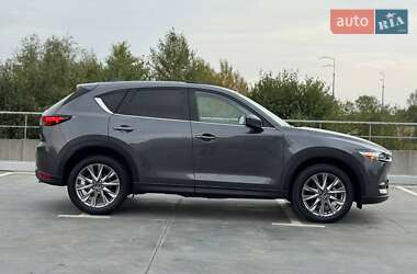 Позашляховик / Кросовер Mazda CX-5 2021 в 