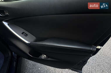 Внедорожник / Кроссовер Mazda CX-5 2013 в 