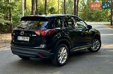 Позашляховик / Кросовер Mazda CX-5 2014 в 