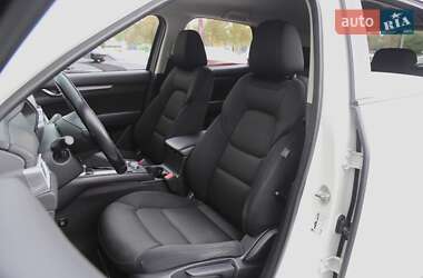 Позашляховик / Кросовер Mazda CX-5 2020 в 