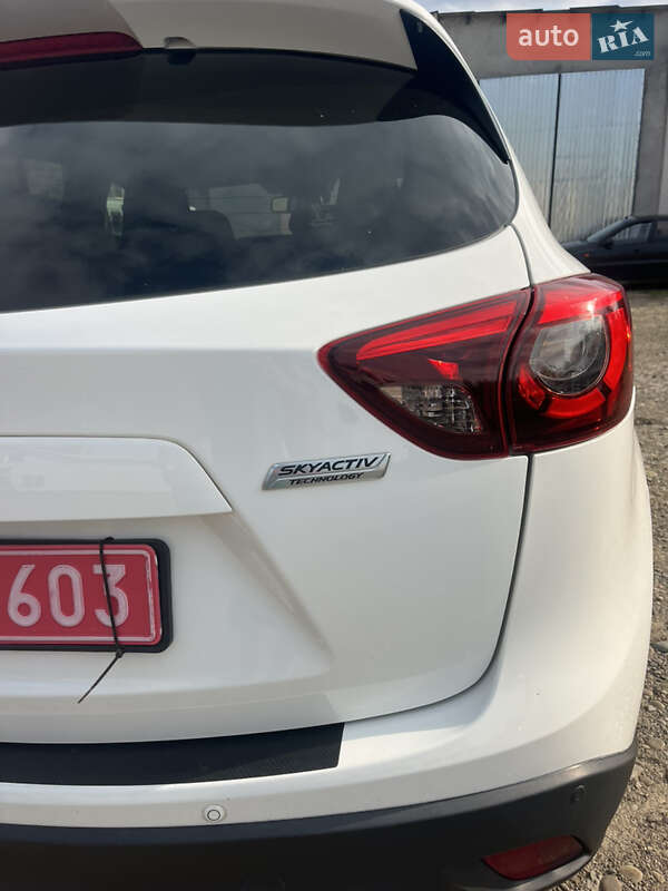 Внедорожник / Кроссовер Mazda CX-5 2016 в Калуше