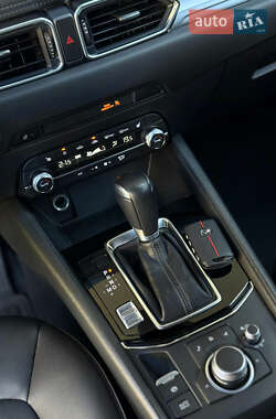 Внедорожник / Кроссовер Mazda CX-5 2023 в 