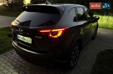 Позашляховик / Кросовер Mazda CX-5 2015 в 