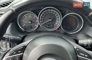 Позашляховик / Кросовер Mazda CX-5 2015 в 