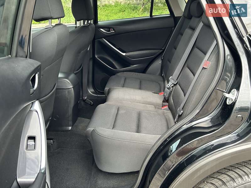 Внедорожник / Кроссовер Mazda CX-5 2015 в Ровно