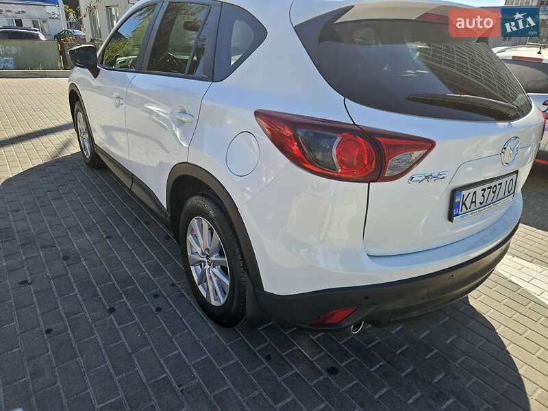 Внедорожник / Кроссовер Mazda CX-5 2017 в Киеве