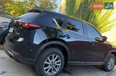 Позашляховик / Кросовер Mazda CX-5 2023 в 