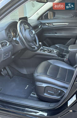 Позашляховик / Кросовер Mazda CX-5 2023 в 