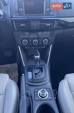 Позашляховик / Кросовер Mazda CX-5 2012 в 