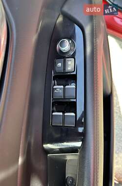Позашляховик / Кросовер Mazda CX-5 2017 в 