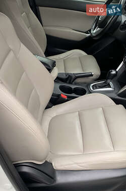 Позашляховик / Кросовер Mazda CX-5 2014 в 