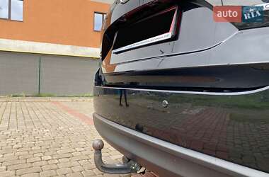 Позашляховик / Кросовер Mazda CX-5 2020 в 