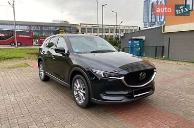 Позашляховик / Кросовер Mazda CX-5 2020 в 