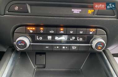 Позашляховик / Кросовер Mazda CX-5 2020 в 