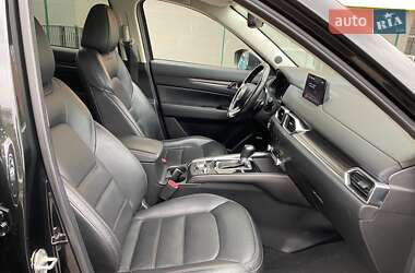Позашляховик / Кросовер Mazda CX-5 2020 в 