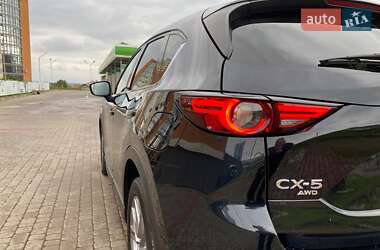 Позашляховик / Кросовер Mazda CX-5 2020 в 