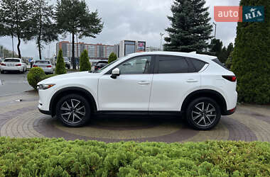 Позашляховик / Кросовер Mazda CX-5 2018 в 