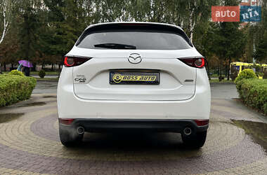 Позашляховик / Кросовер Mazda CX-5 2018 в 