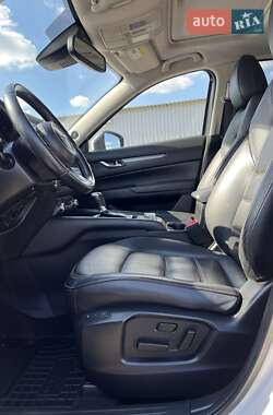 Позашляховик / Кросовер Mazda CX-5 2021 в 