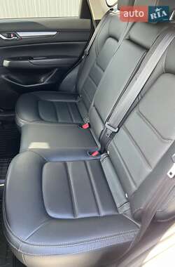 Позашляховик / Кросовер Mazda CX-5 2021 в 