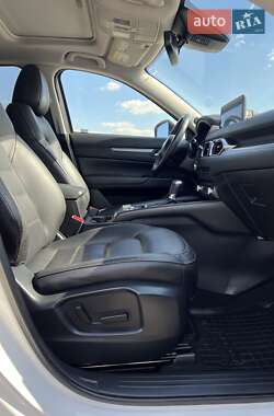 Позашляховик / Кросовер Mazda CX-5 2021 в 