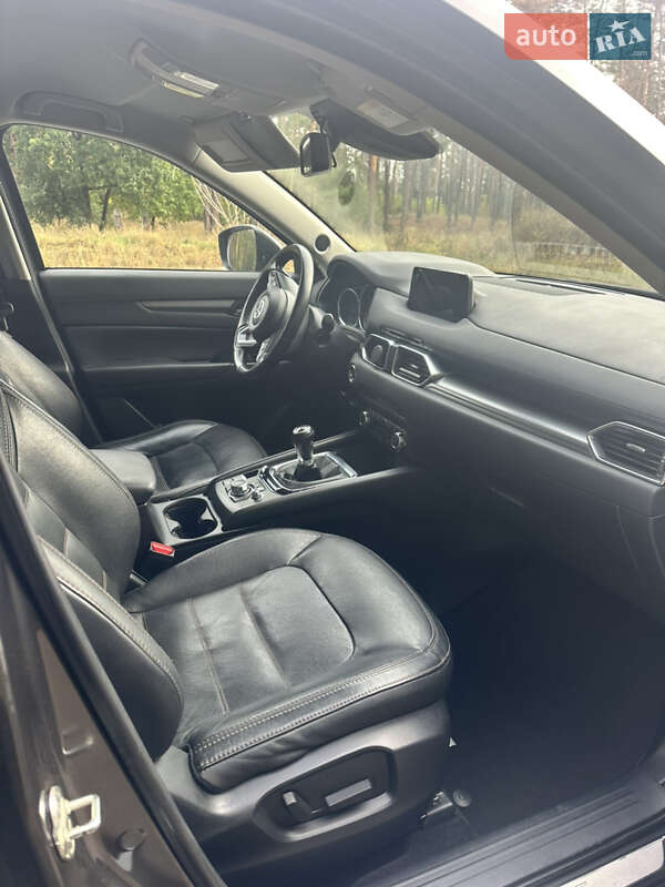 Внедорожник / Кроссовер Mazda CX-5 2017 в Чернигове фото 5 Внедорожник / Кроссовер Mazda CX-5 2017 в Чернигове