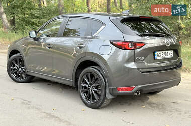 Позашляховик / Кросовер Mazda CX-5 2020 в 
