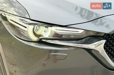 Позашляховик / Кросовер Mazda CX-5 2020 в 