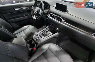 Внедорожник / Кроссовер Mazda CX-5 2018 в 
