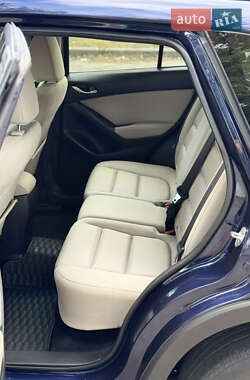 Позашляховик / Кросовер Mazda CX-5 2013 в 
