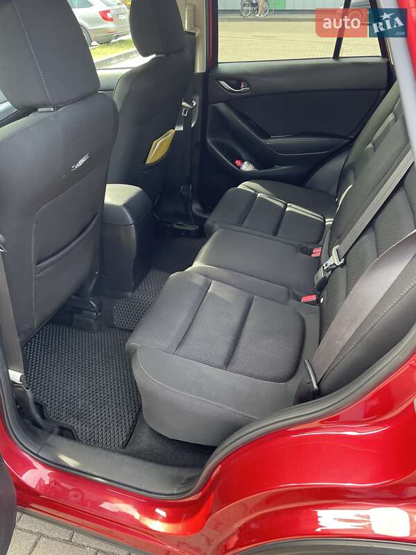 Внедорожник / Кроссовер Mazda CX-5 2016 в Виноградове