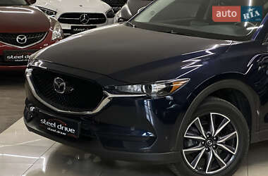 Позашляховик / Кросовер Mazda CX-5 2018 в 