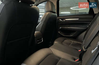 Позашляховик / Кросовер Mazda CX-5 2018 в 