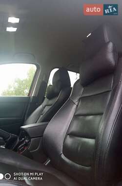 Позашляховик / Кросовер Mazda CX-5 2012 в 