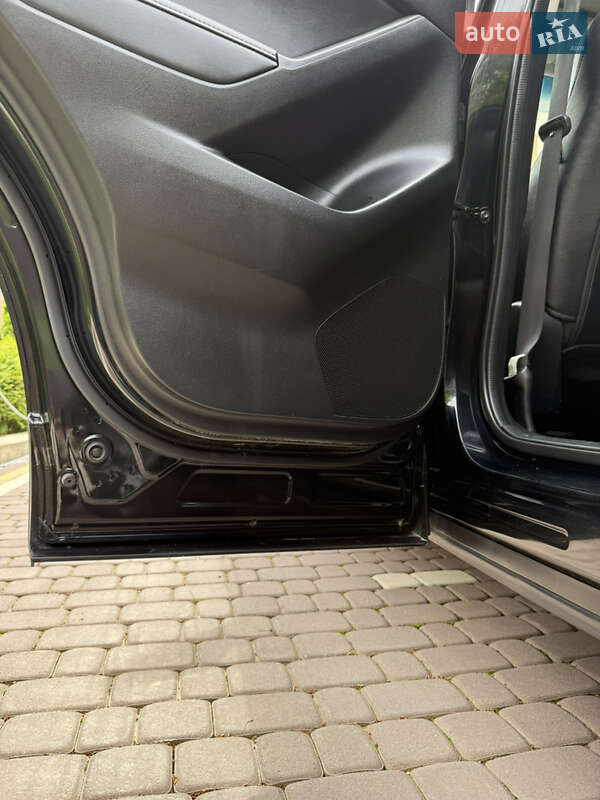 Позашляховик / Кросовер Mazda CX-5 2013 в Косові