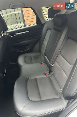 Позашляховик / Кросовер Mazda CX-5 2020 в 