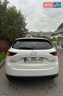 Позашляховик / Кросовер Mazda CX-5 2020 в 